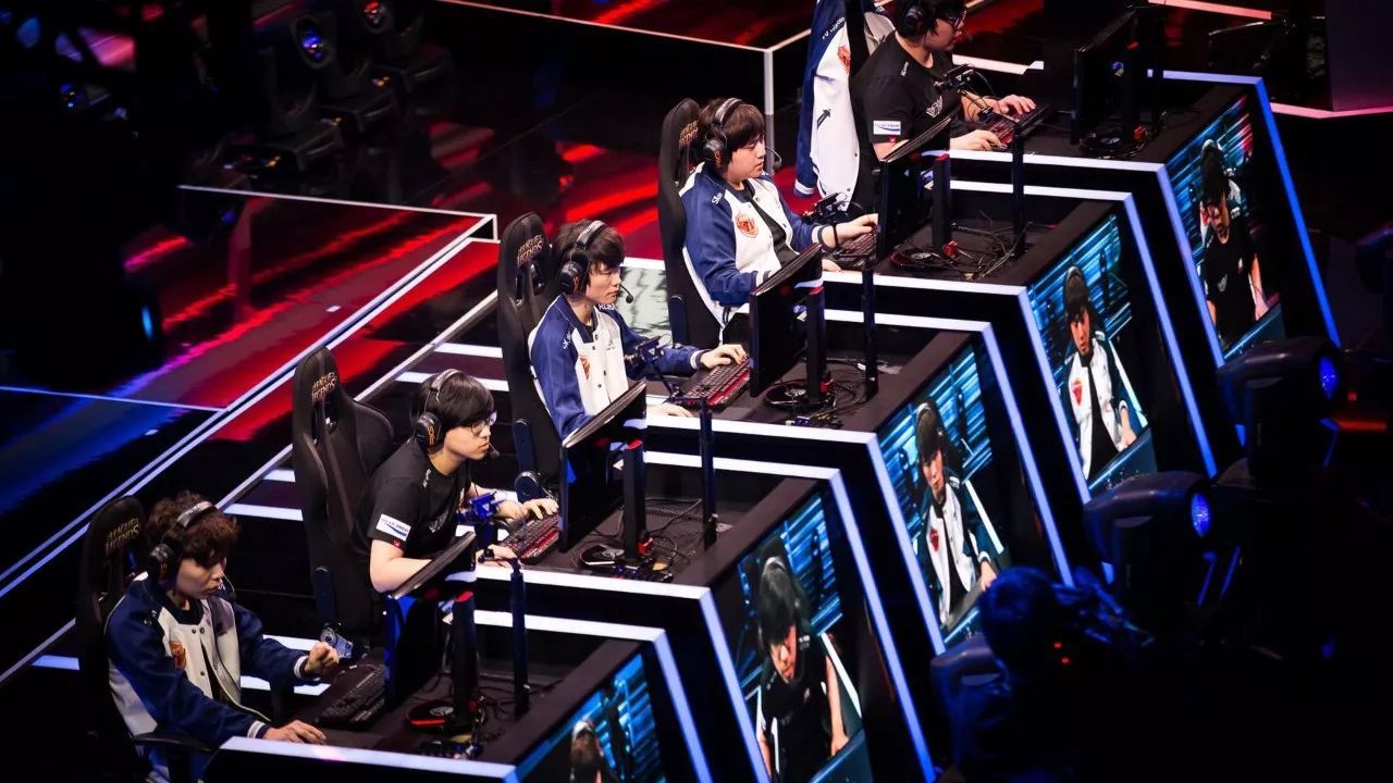 官方： Gumayusi 加入 Hanwha Life Esports
