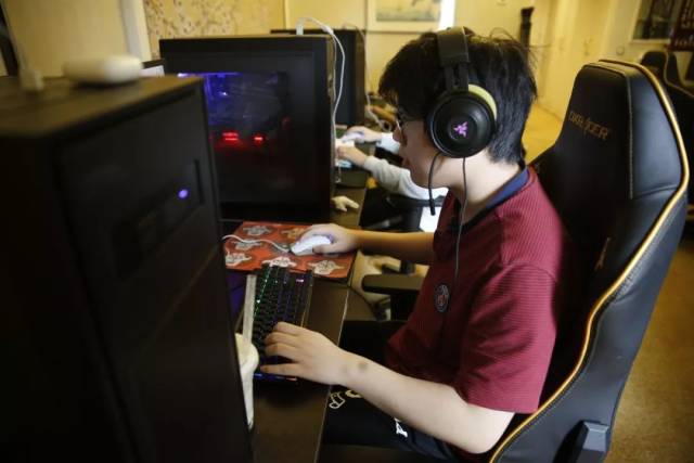 Paper Rex 在 VCT Pacific 2025 Kickoff 中击败了 ZETA DIVISION ， f0rsakeN 在赛后采访中分享了他的想法