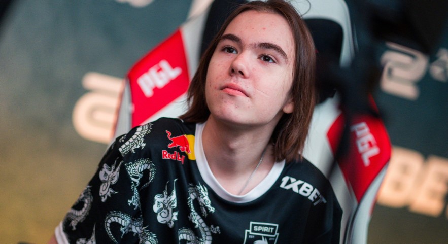 RNG官宣新赛季战队大名单 Bin 、Wei、Xiaohu 、GALA 、Ming、Bunny